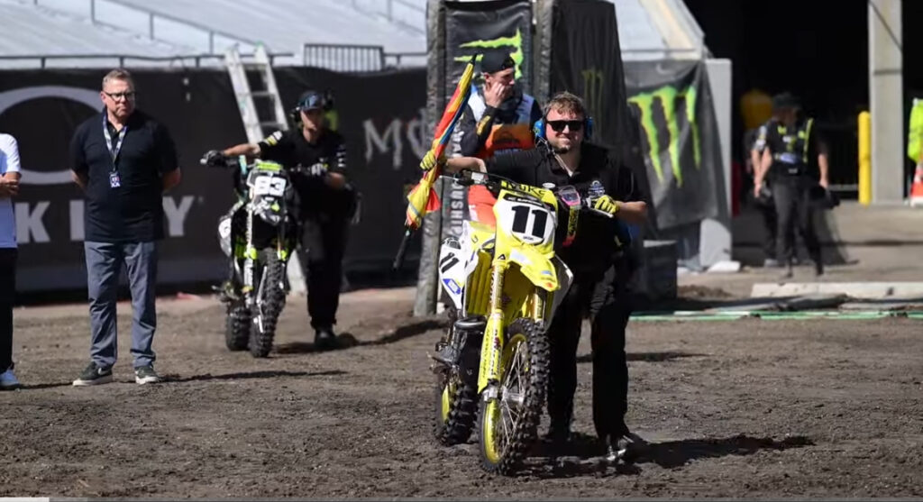 Video 2025 Tampa Supercross Press Day Practice RAW