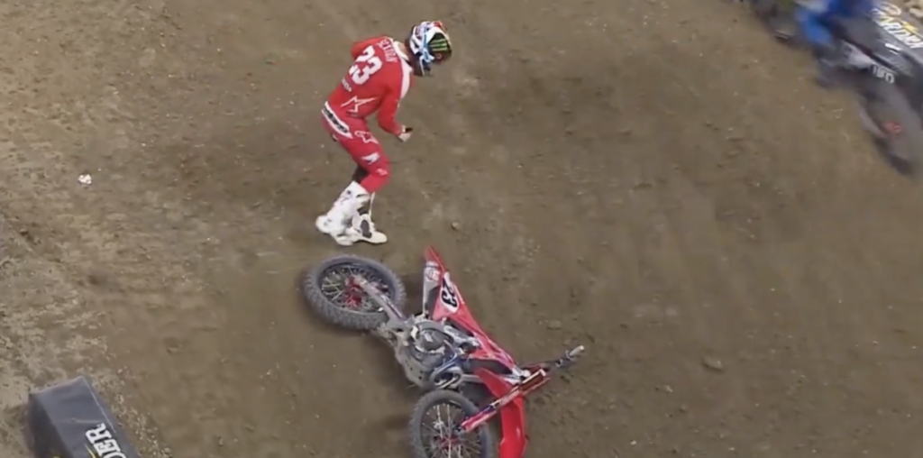 Video: Chase Sexton Big Crash Indianapolis Supercross!